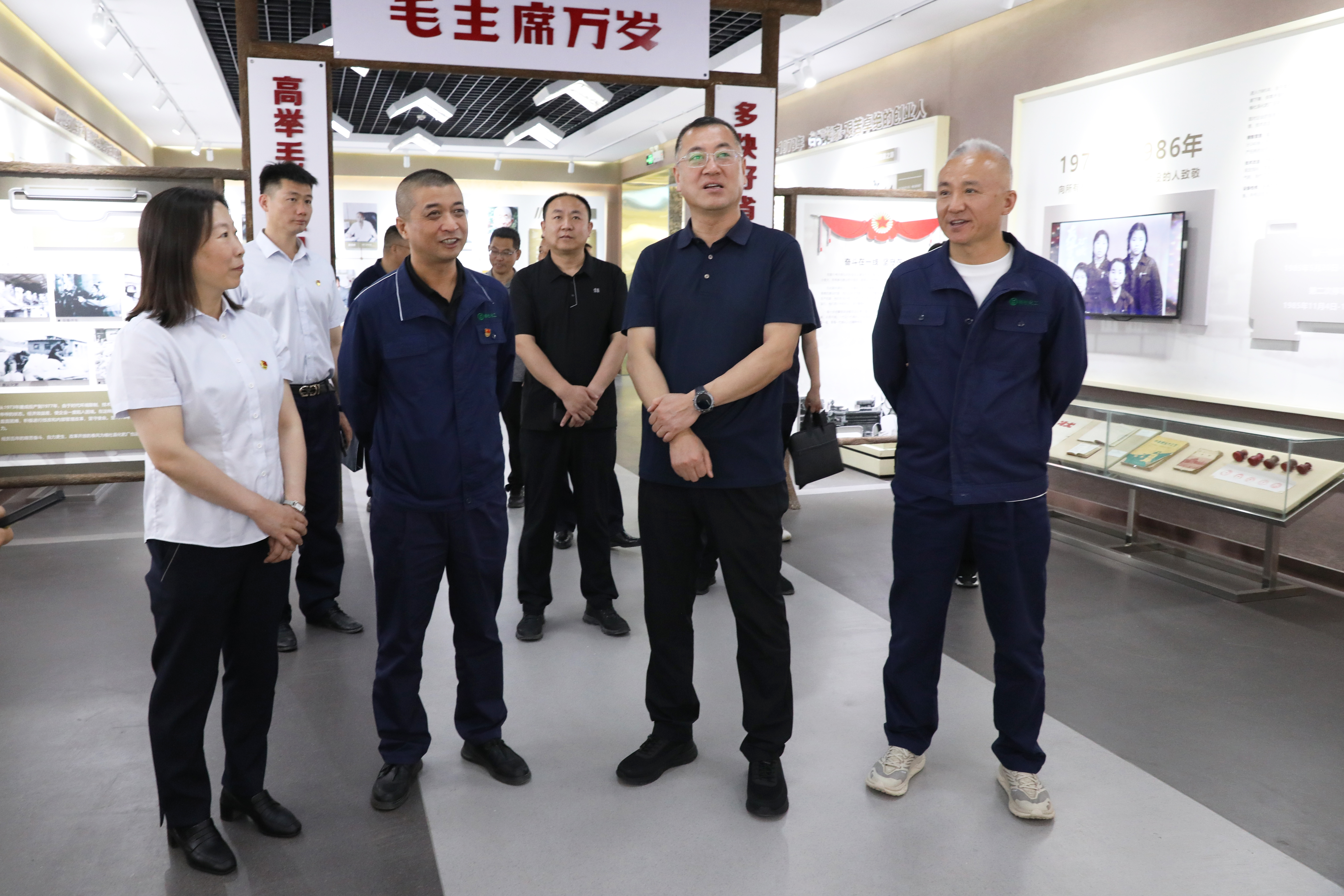 周永東蒞臨公司調(diào)研指導工作